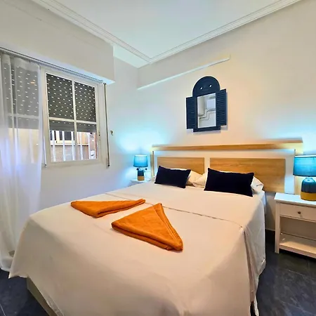 Апартаменты Casa Mar Terraza Y Piscina Junto Al Mediterraneo Торевьиа