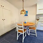 Casa Mar: Terraza Y Piscina Junto Al Mediterraneo Апартаменты Торевьиа